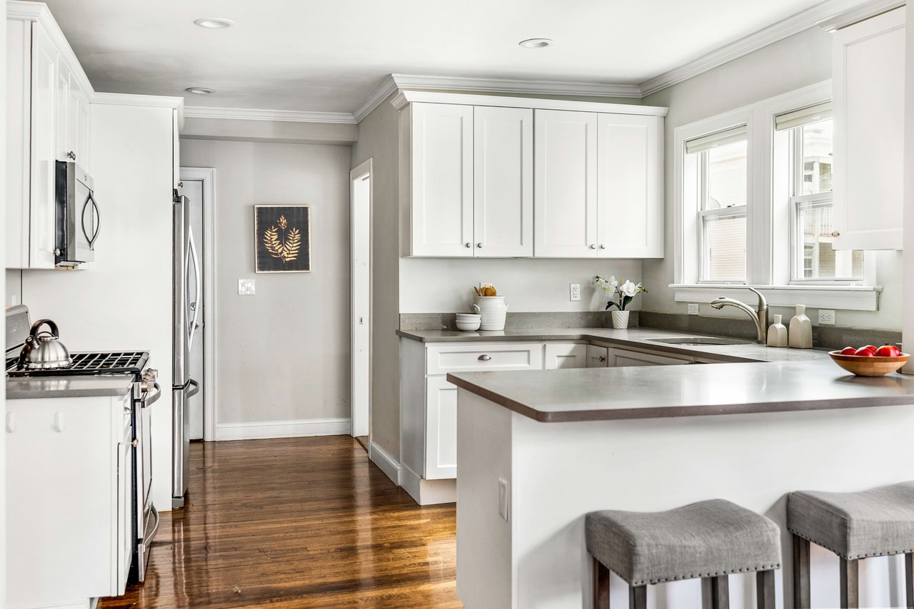 25 Granfield Ave Unit: 2