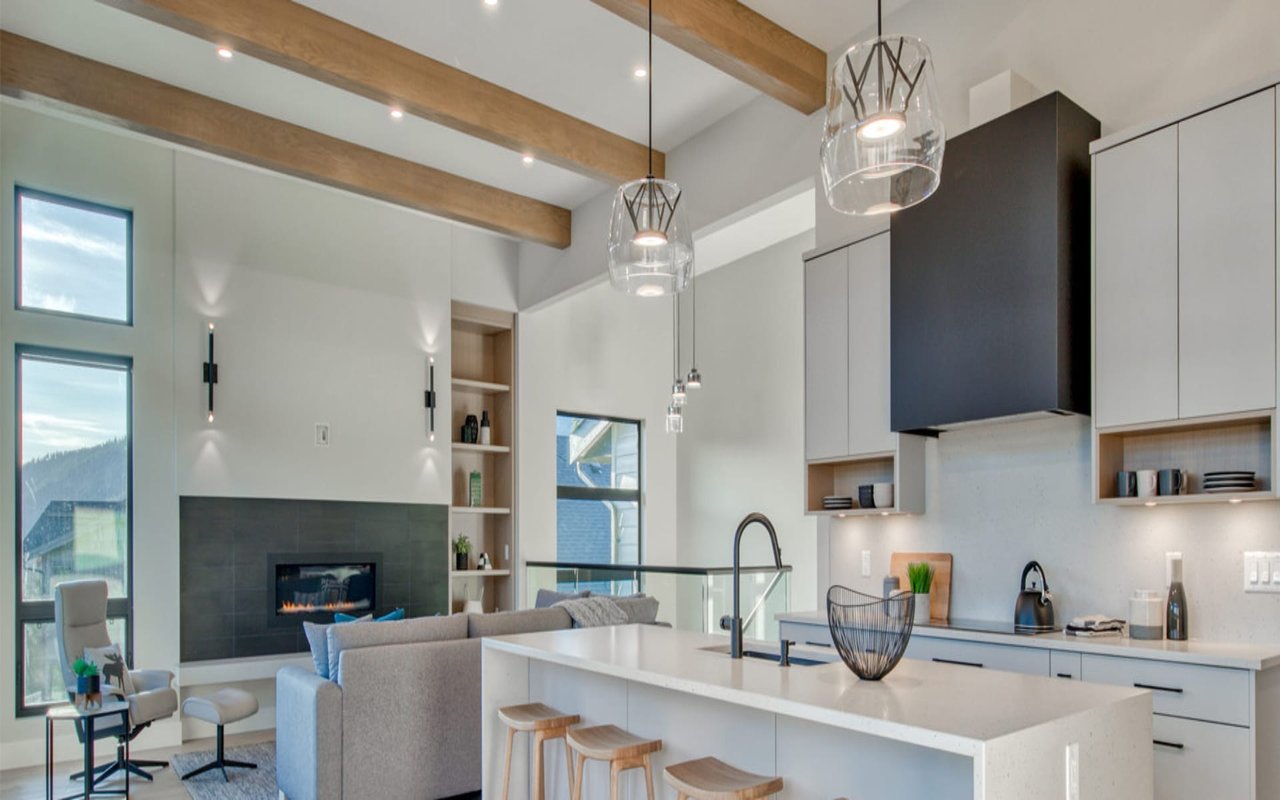 Country Style: 5 Homes With Exposed Beams