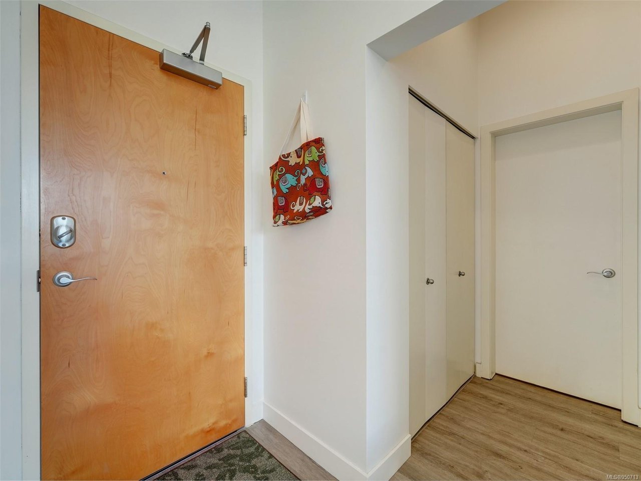 407-797 Tyee Rd