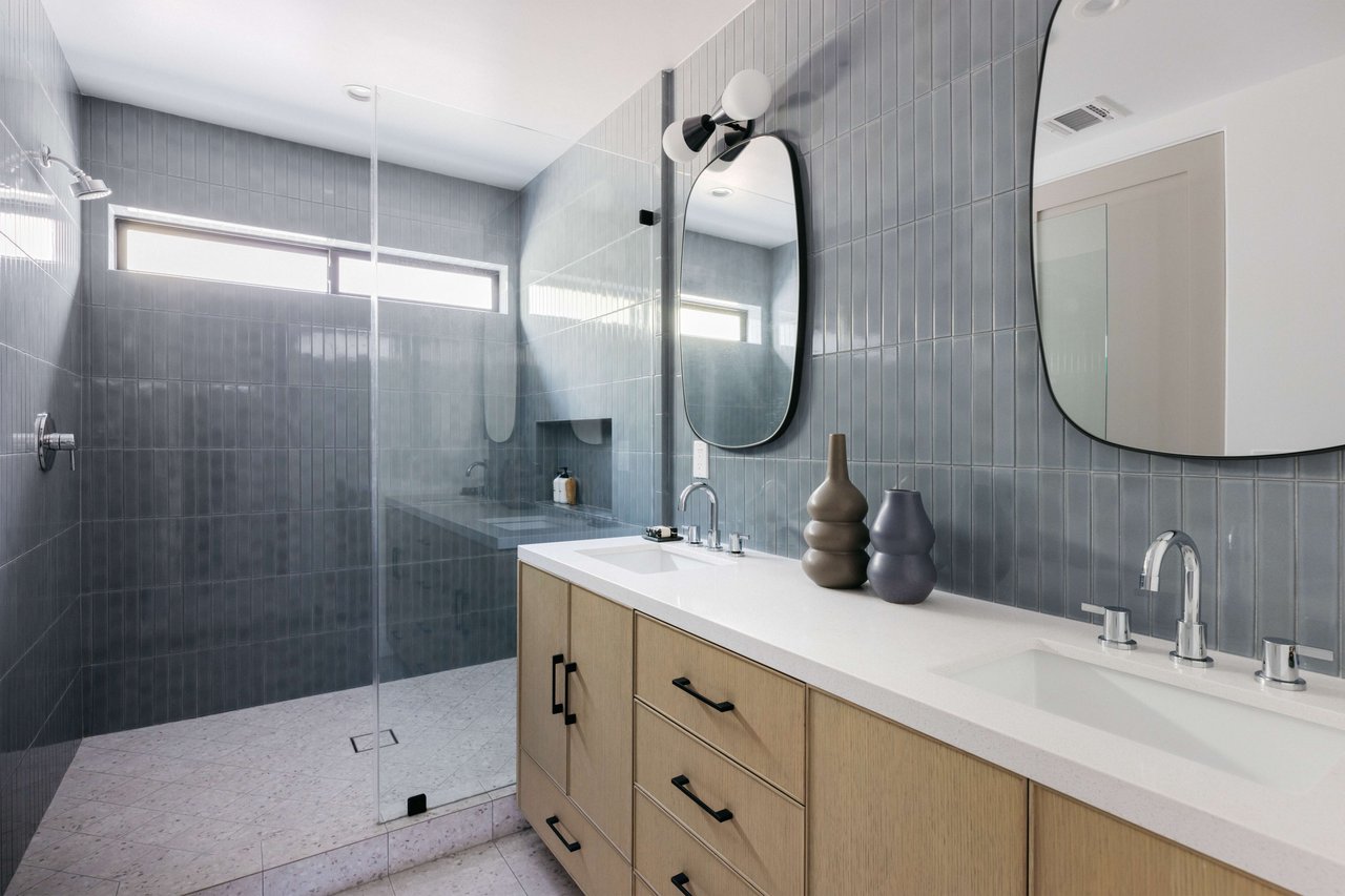 A Masterful Modern Architectural in Silver Lake