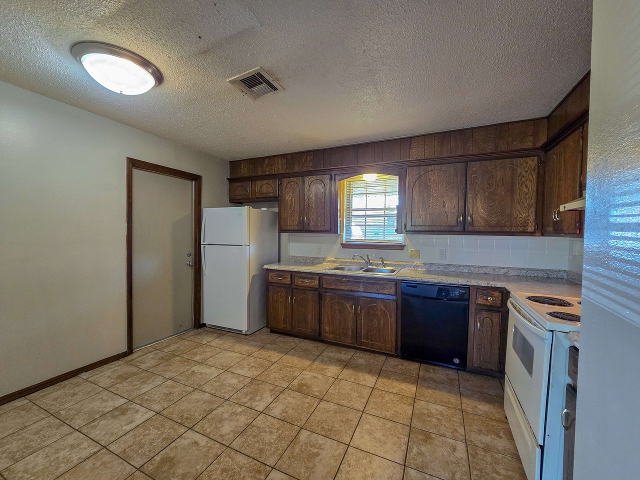 104 Hardesty Dr.
