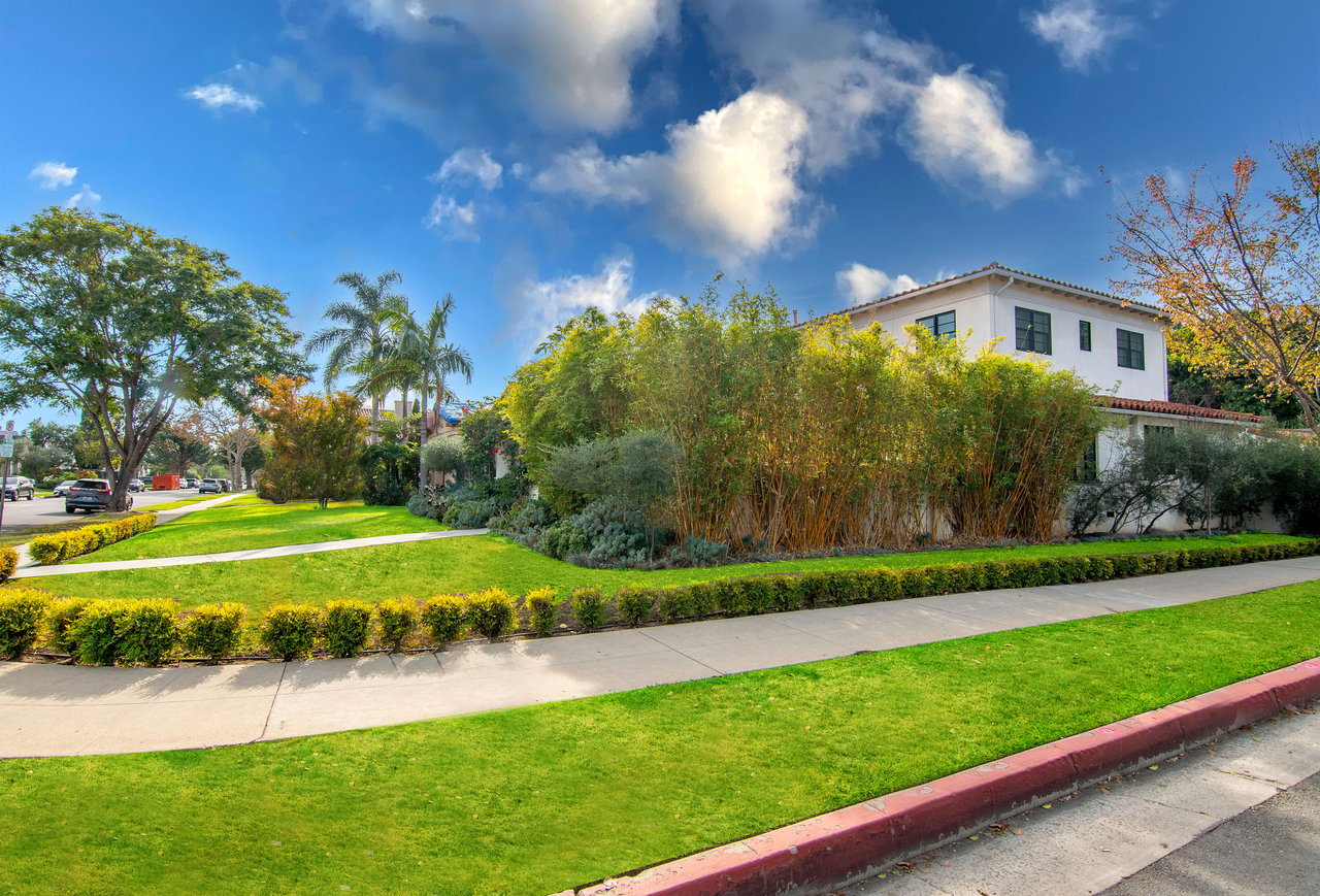 101 S Alta Vista Blvd | Off-Market