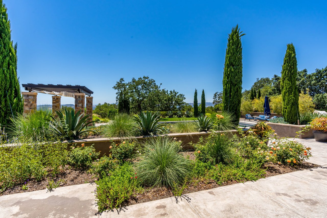 Modern Tuscan Farmhouse