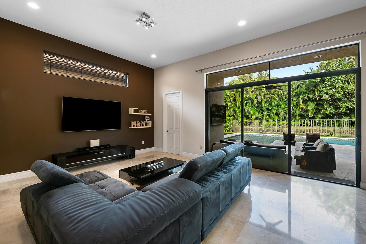8724 Lewis River Rd