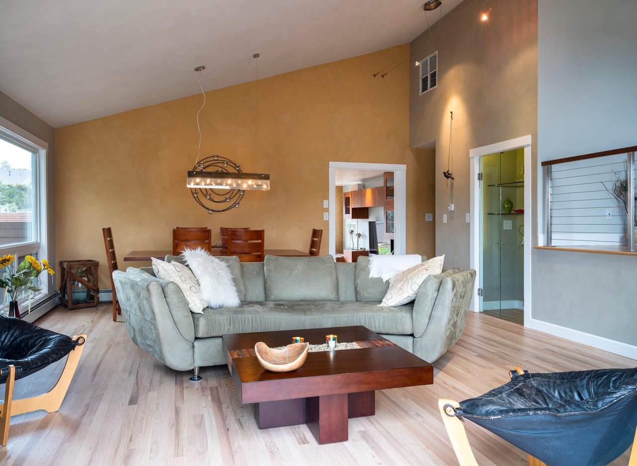 8031 Fox Ridge Court