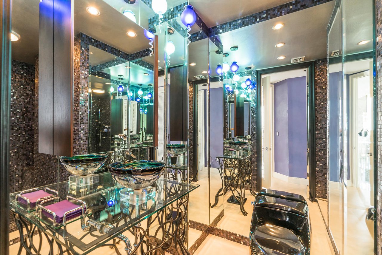 435 L Ambiance Dr, #L407