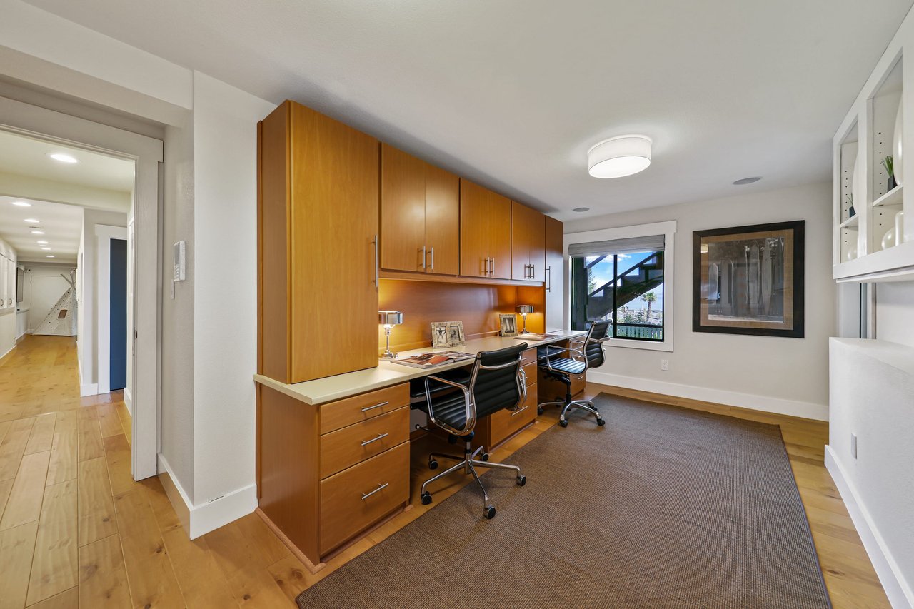 Newly Remodeled Home with Bay Views 