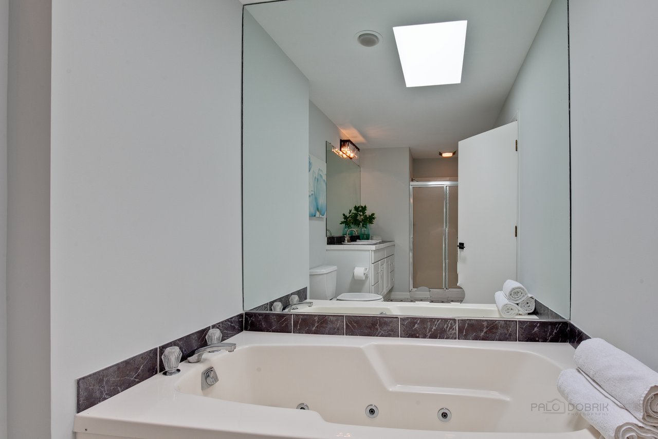 11233 Melvin Dr