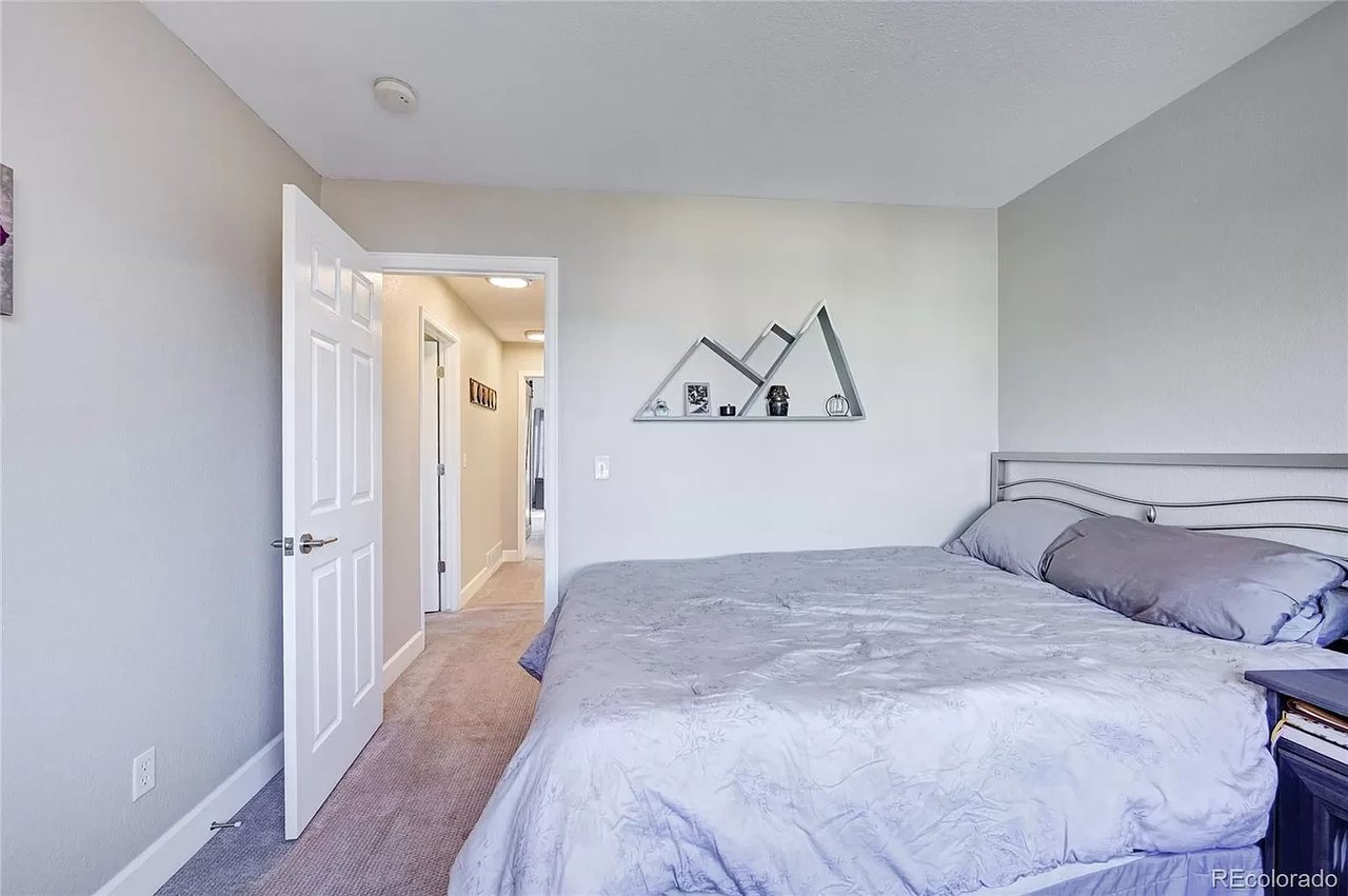 5640 S Quatar Ct