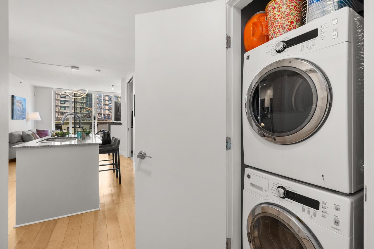 313-298 E 11th Avenue, Vancouver