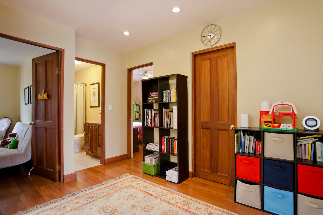 Remodeled Garden Townhome, Escazu, San Jose