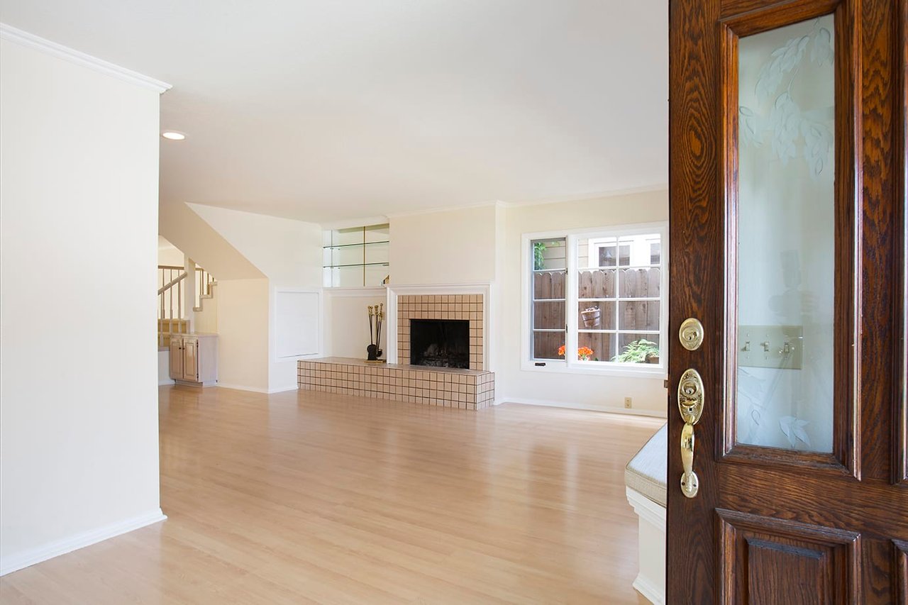 242 Heliotrope Avenue