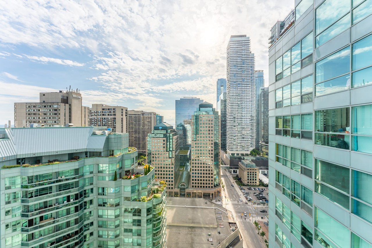 3101-10 Yonge St