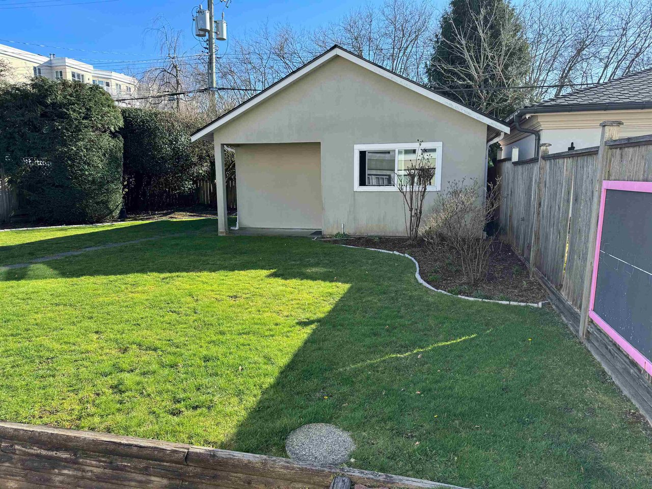 3650 W King Edward Ave