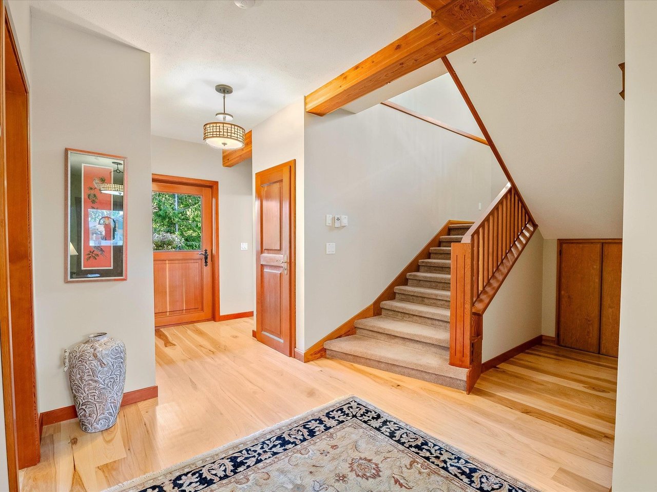6218 Eagle Dr