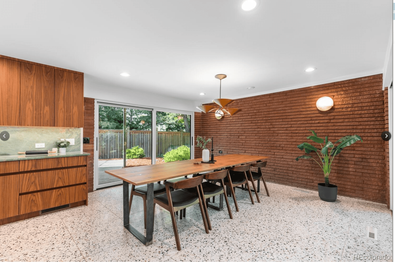 💥 Modern Listing of the Day. #forsale 🏡