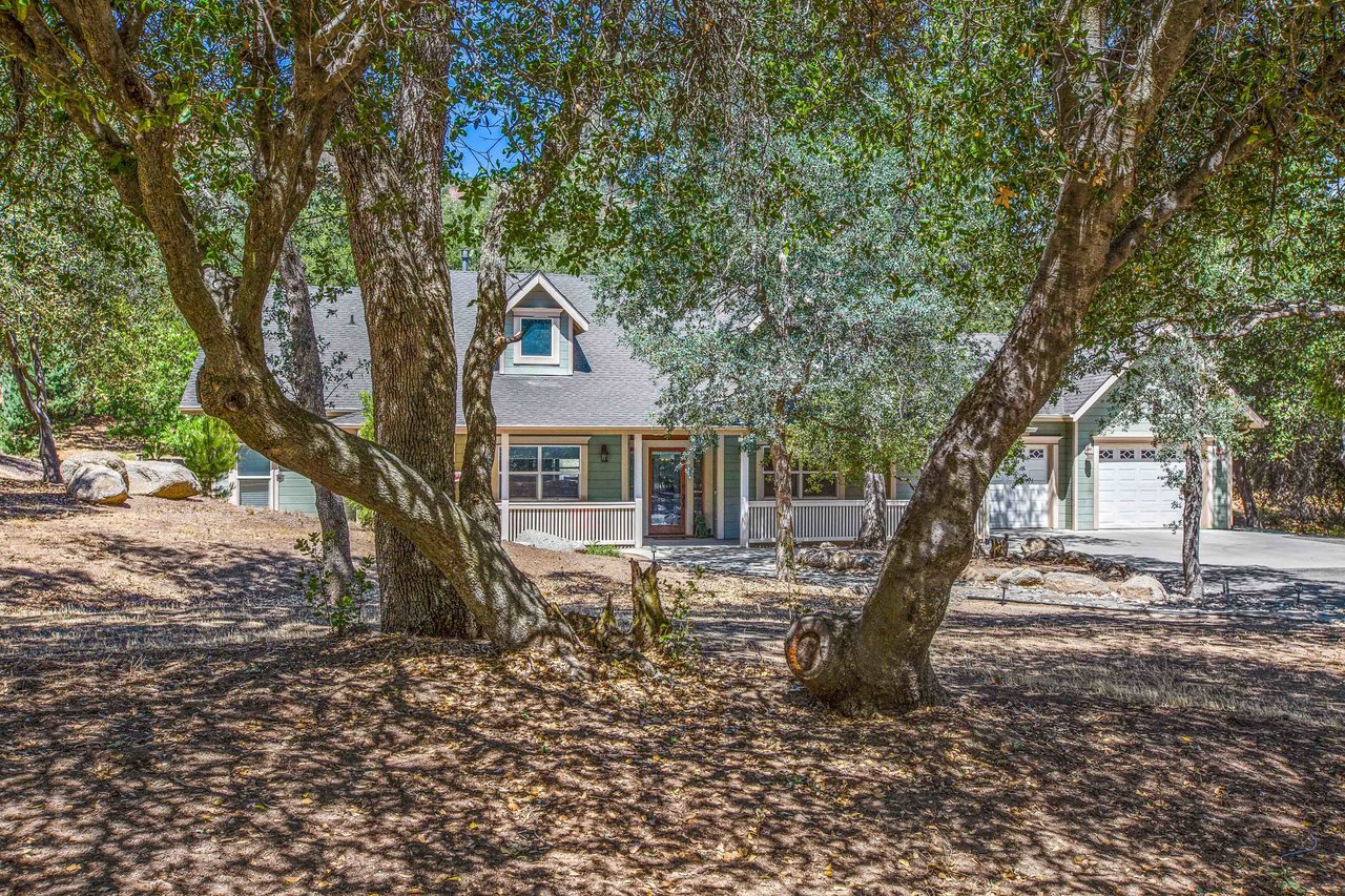 28719 Silverberry Ct