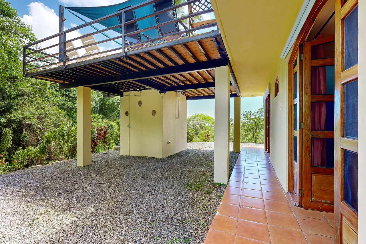 3 Bedroom Ocean View Home with 2.5 acres. Nature and Privacy! 