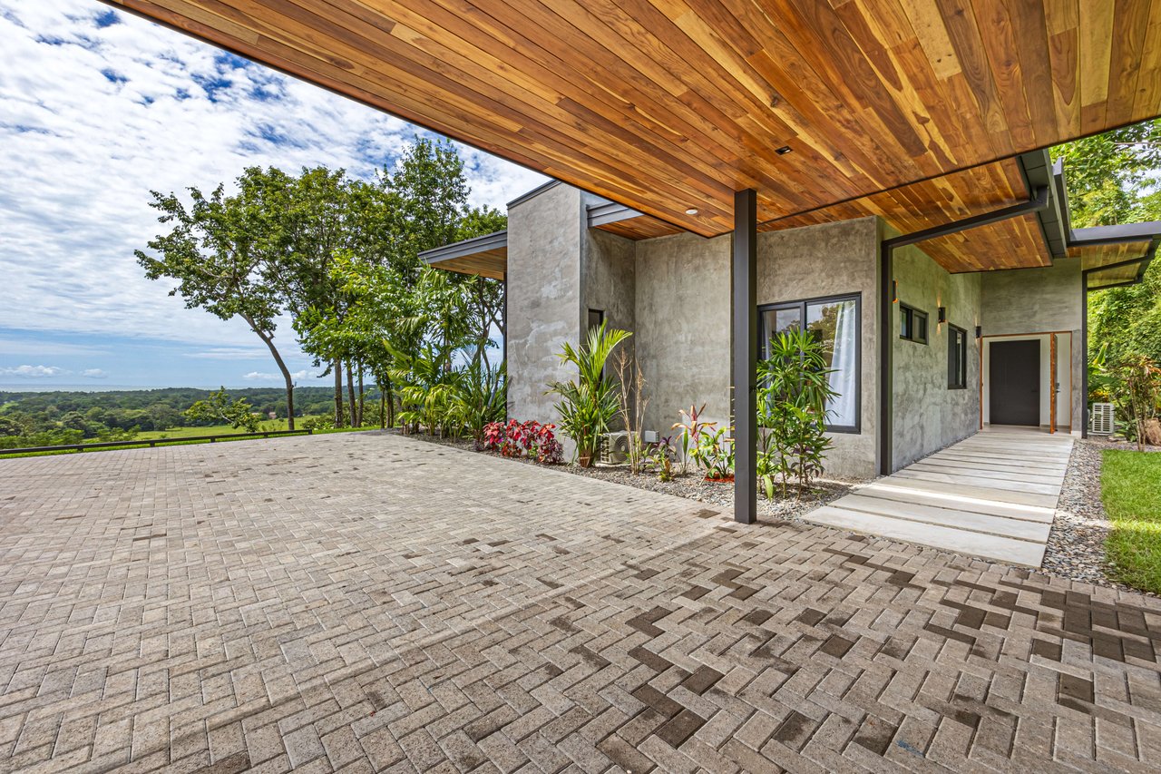 Villa Bromelia, Luxury Home with Panoramic Views