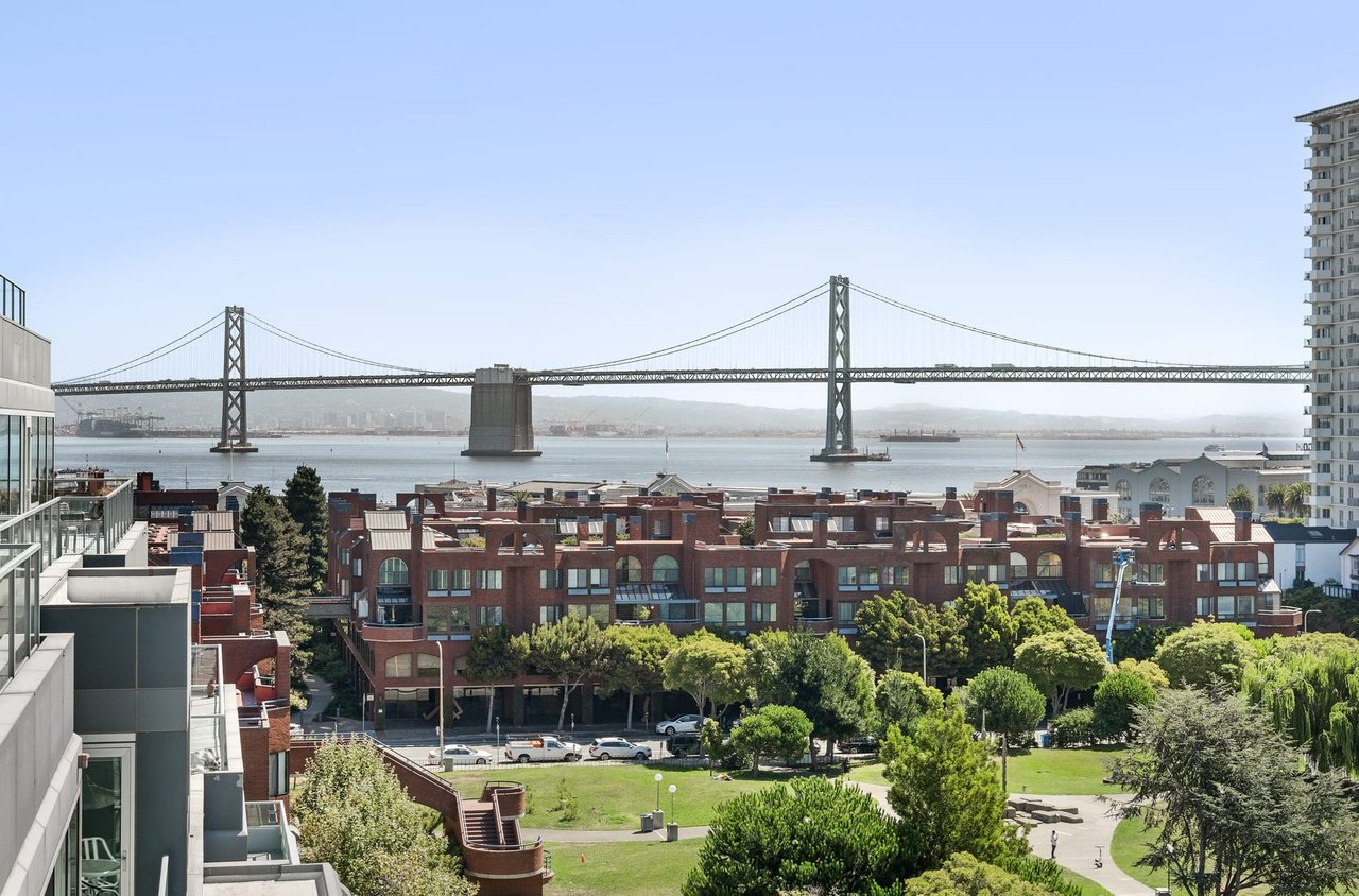 288 Pacific Ave., #5E