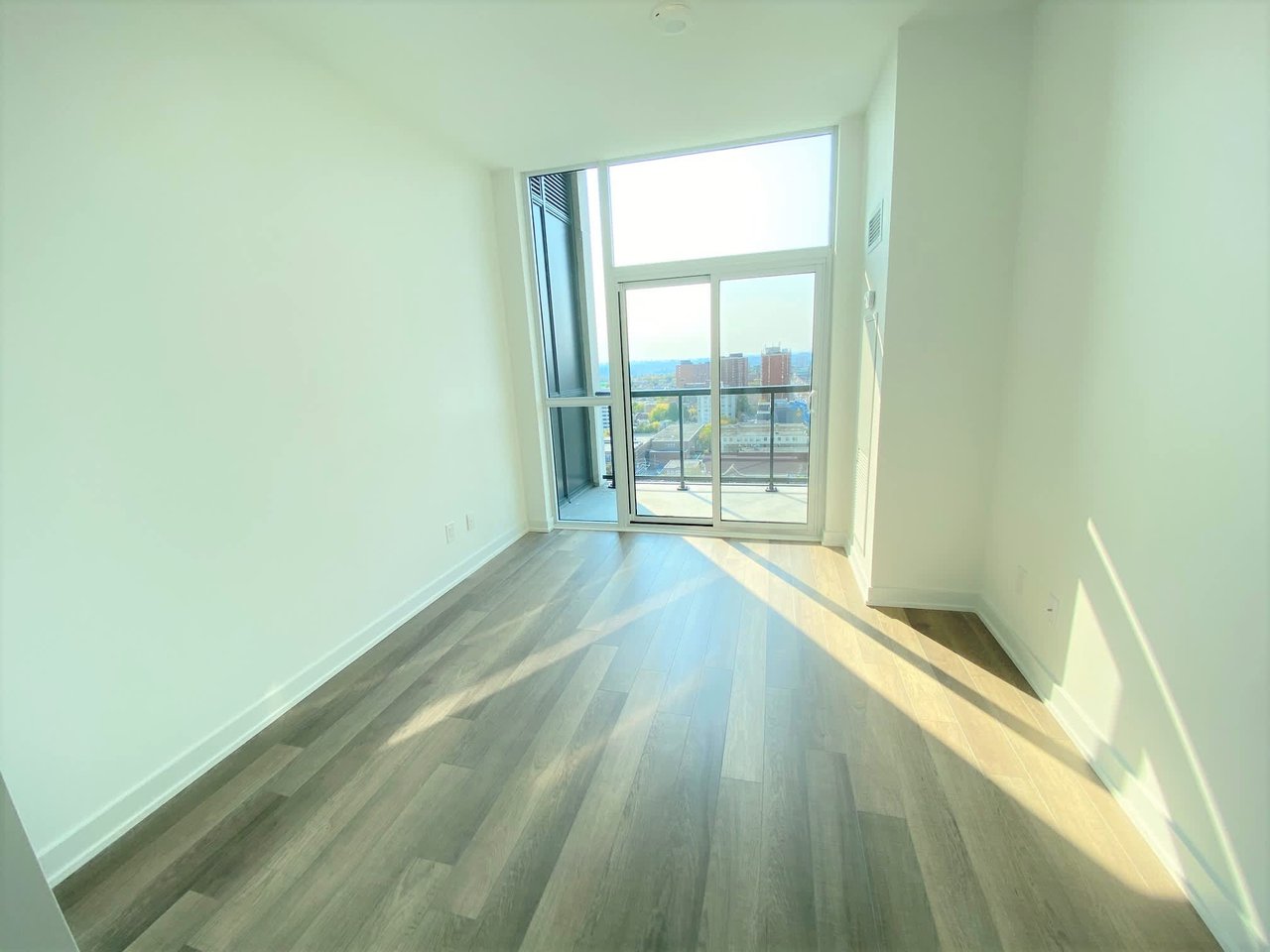 1603 Eglinton Ave W Unit: 1608