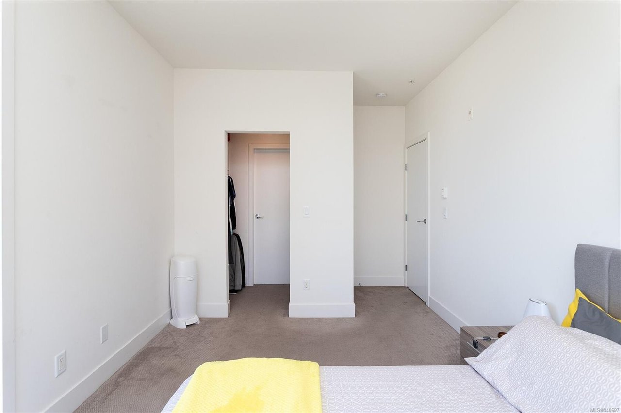 302-317 Burnside Rd