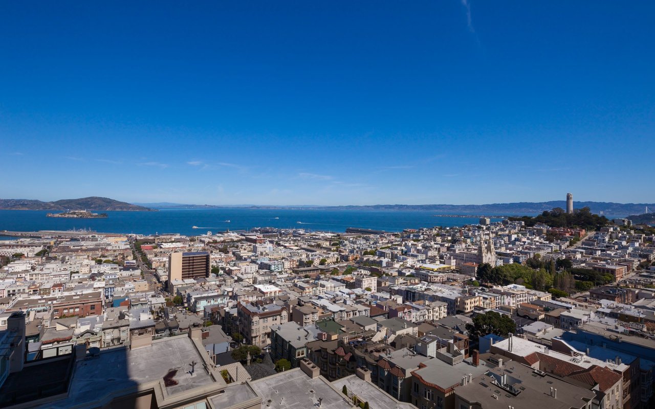 Landmark and Water Views at 945 Green