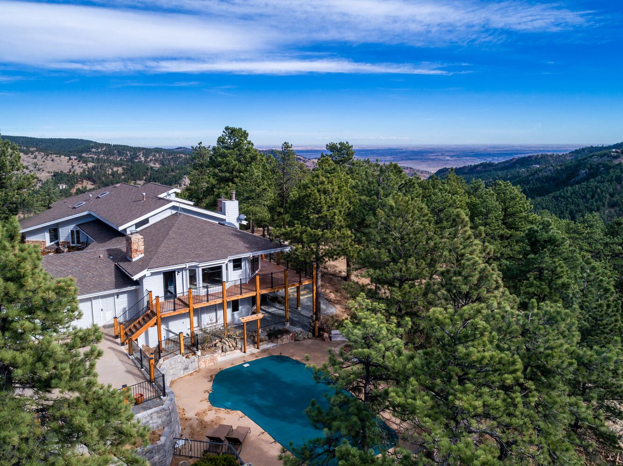 4300 Sunshine Canyon Dr