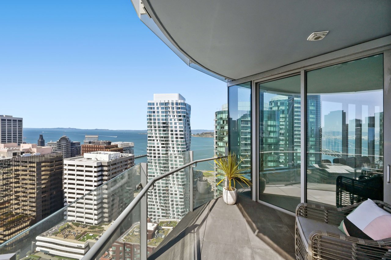 2,683 Sq.Ft. With 3/4 Bedrooms At Lumina