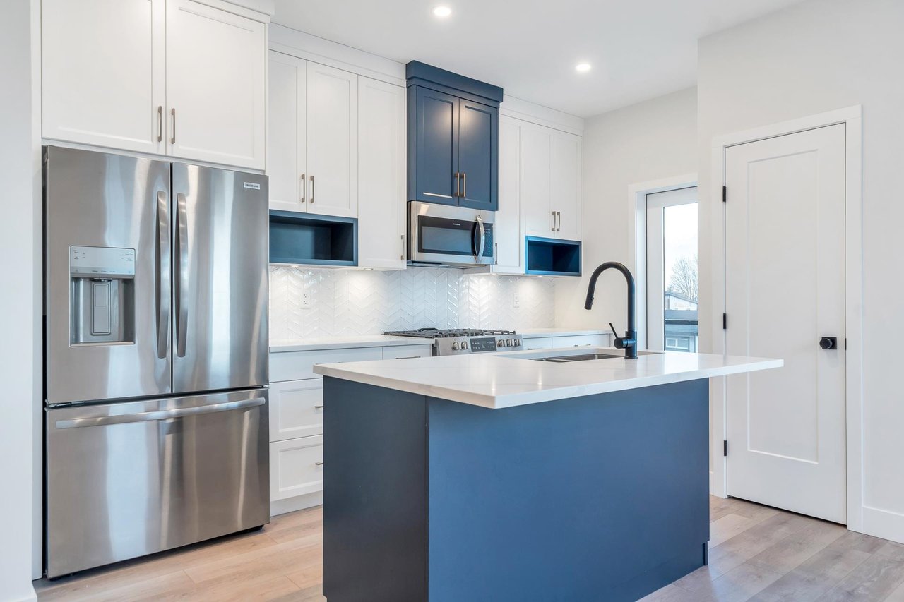 28-43998 Chilliwack Mountain Rd