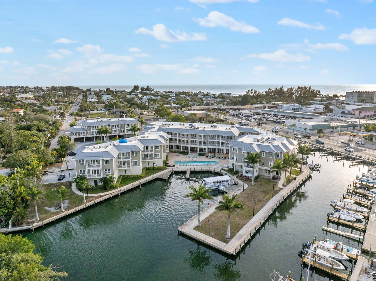 Waterline Villas & Marina, Autograph Collection 