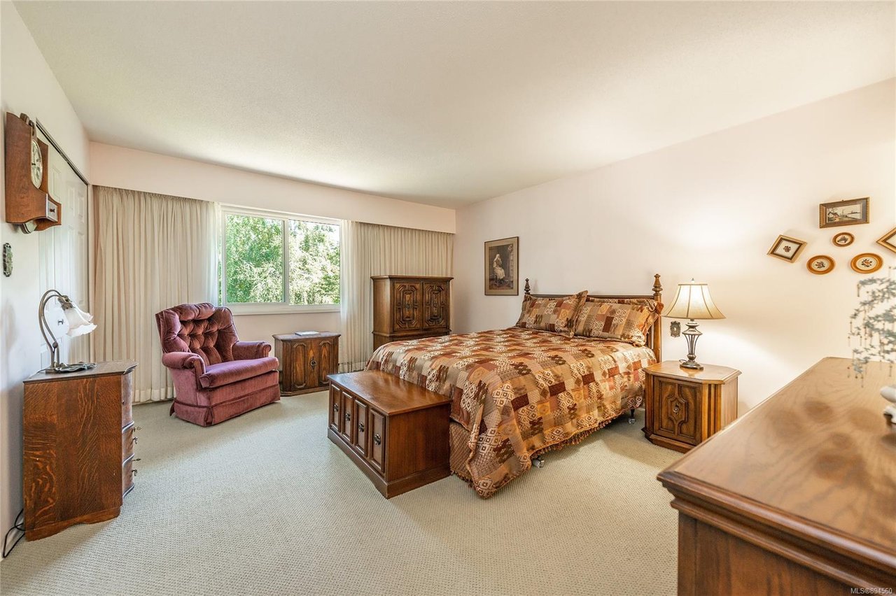 8-1019 Pemberton Rd