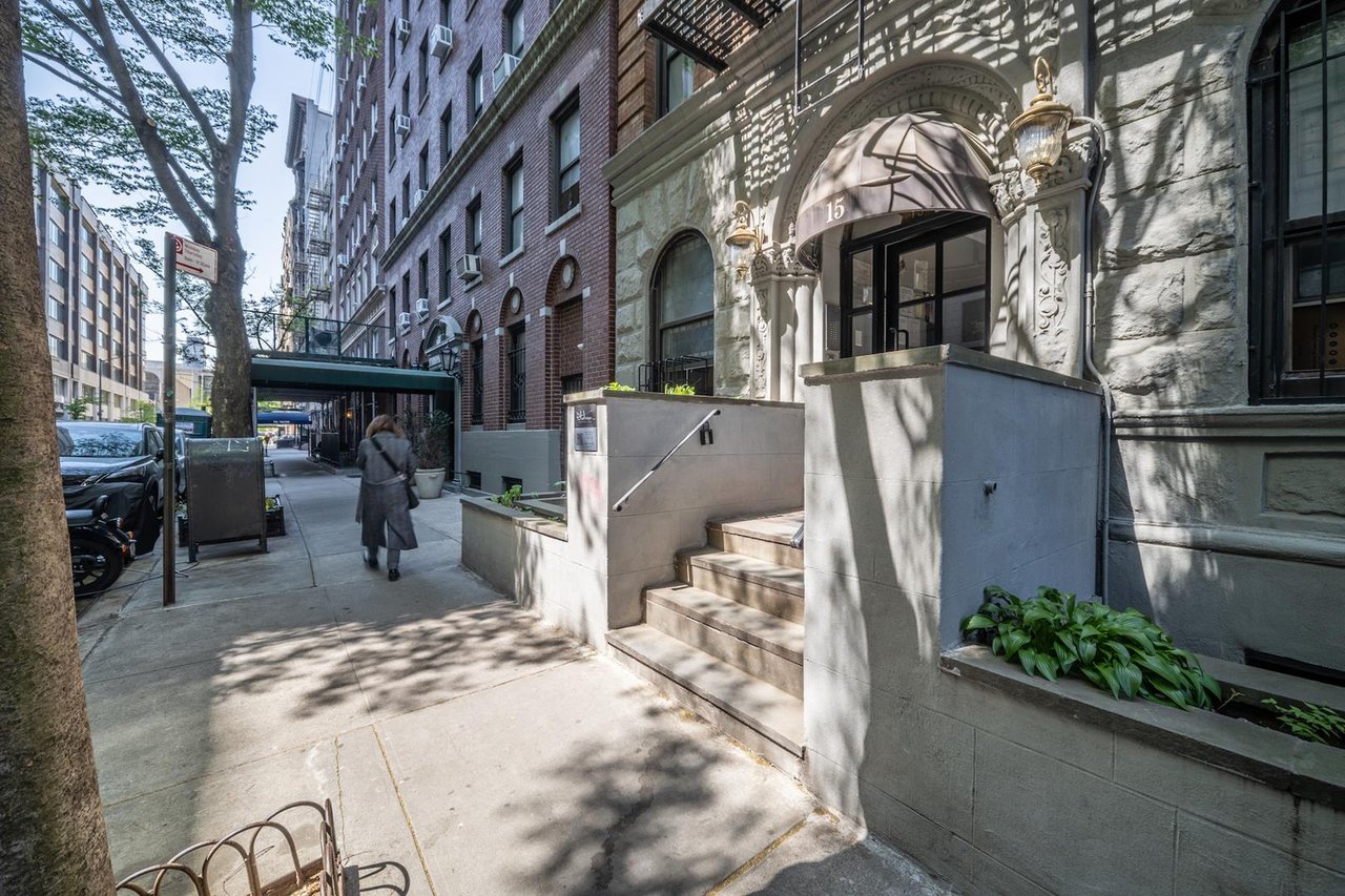 15a West 64th Street, Apt 1-B