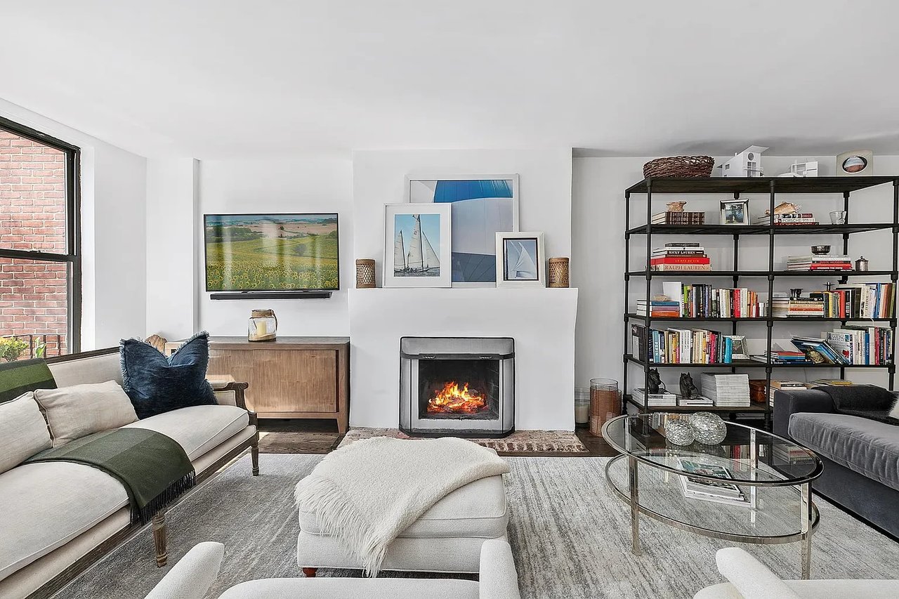 311 E 83rd St, Apt 3A