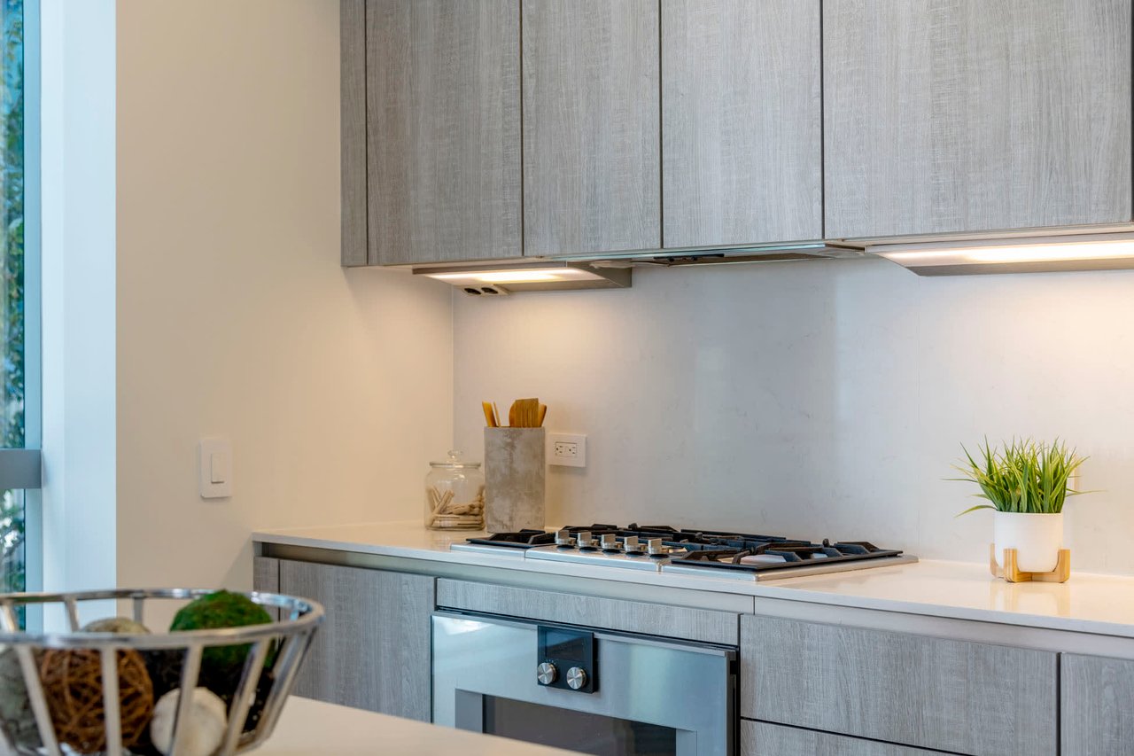 318 Main Street Unit: 2E
