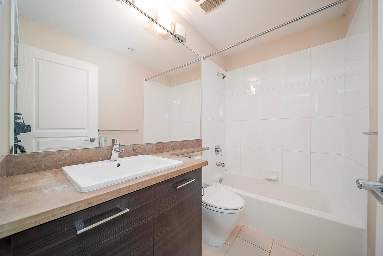79-10489 Delsom Cres Cres