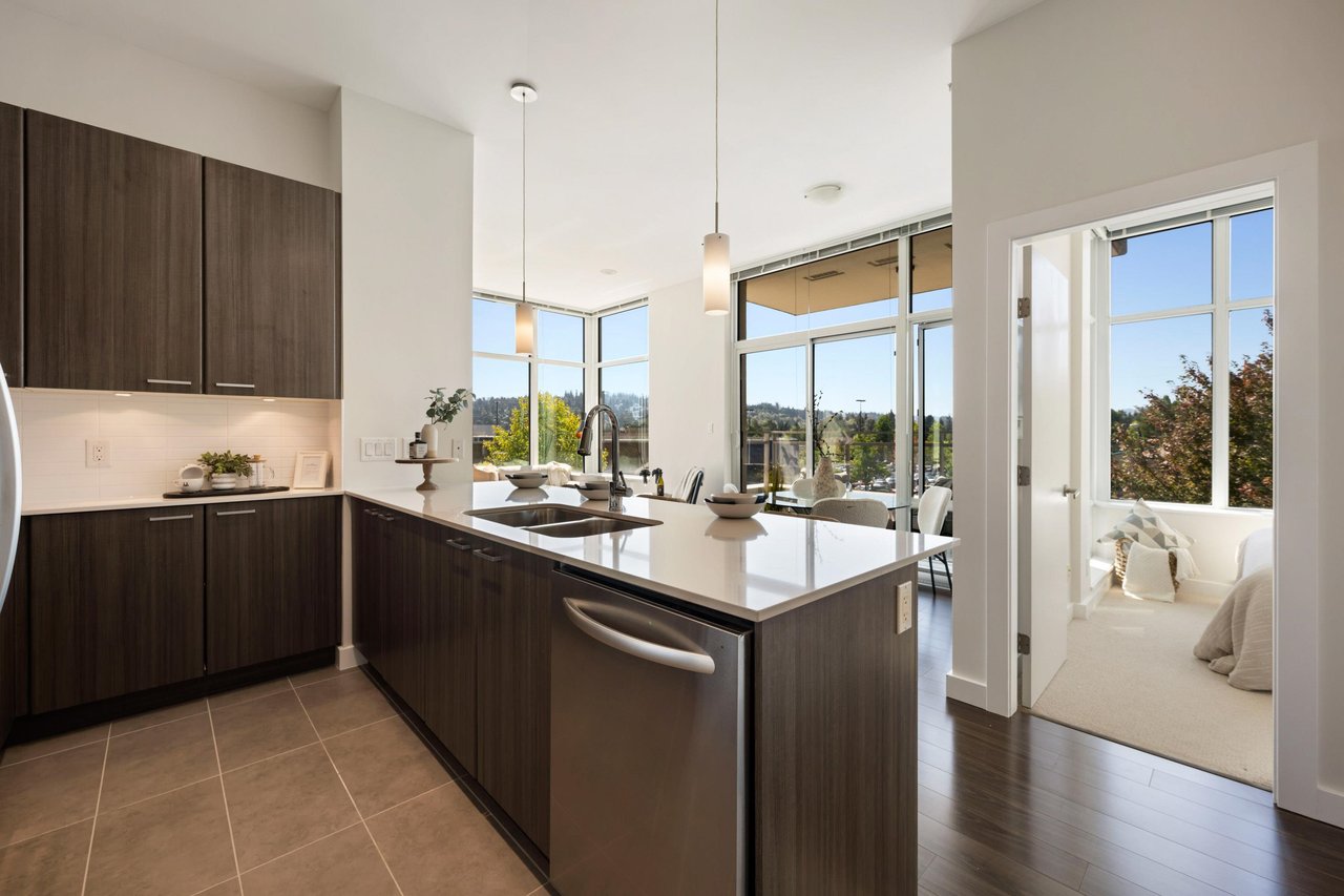 303-2955 Atlantic Avenue, Coquitlam