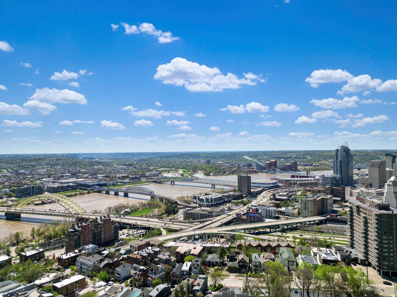 1041 SAINT GREGORY STREET #4
