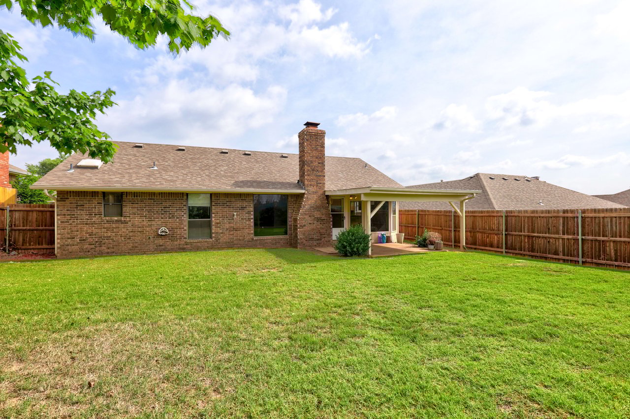 1205 Windsor Place