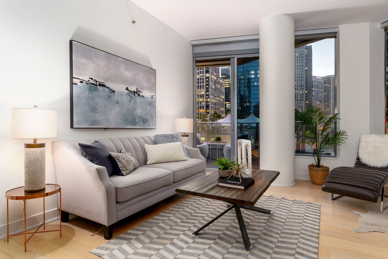 318 Main Street Unit: 2E
