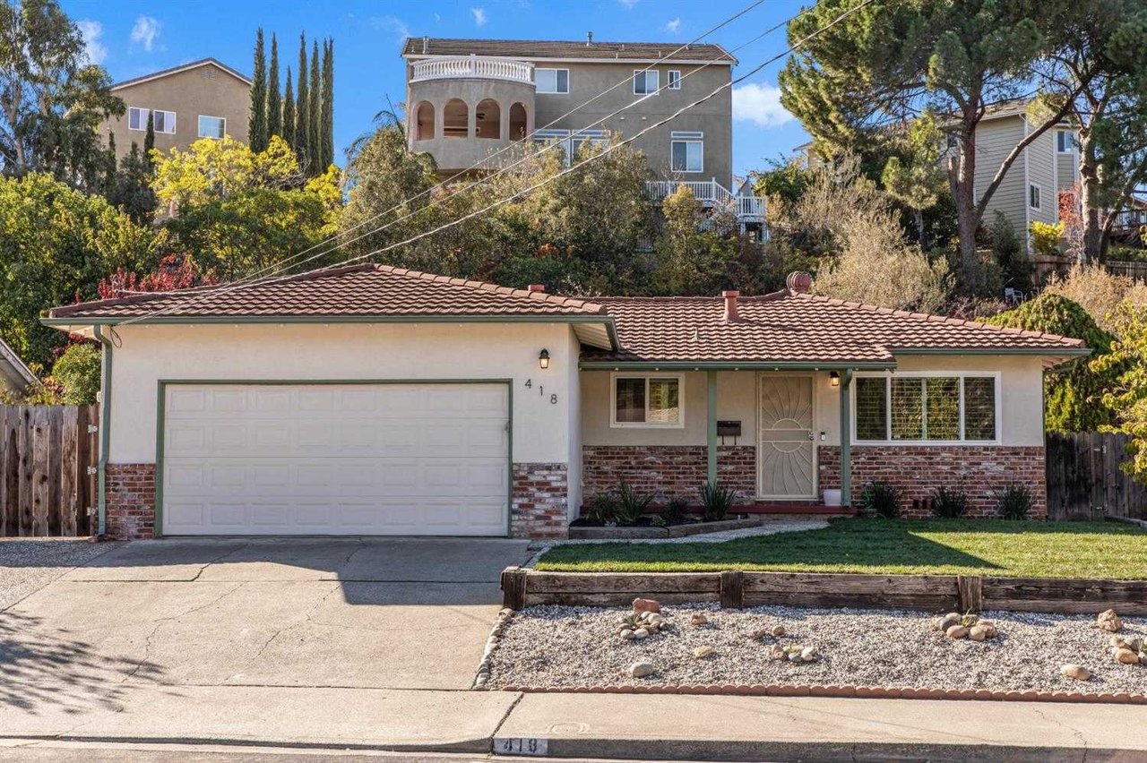 418 Lindley Drive