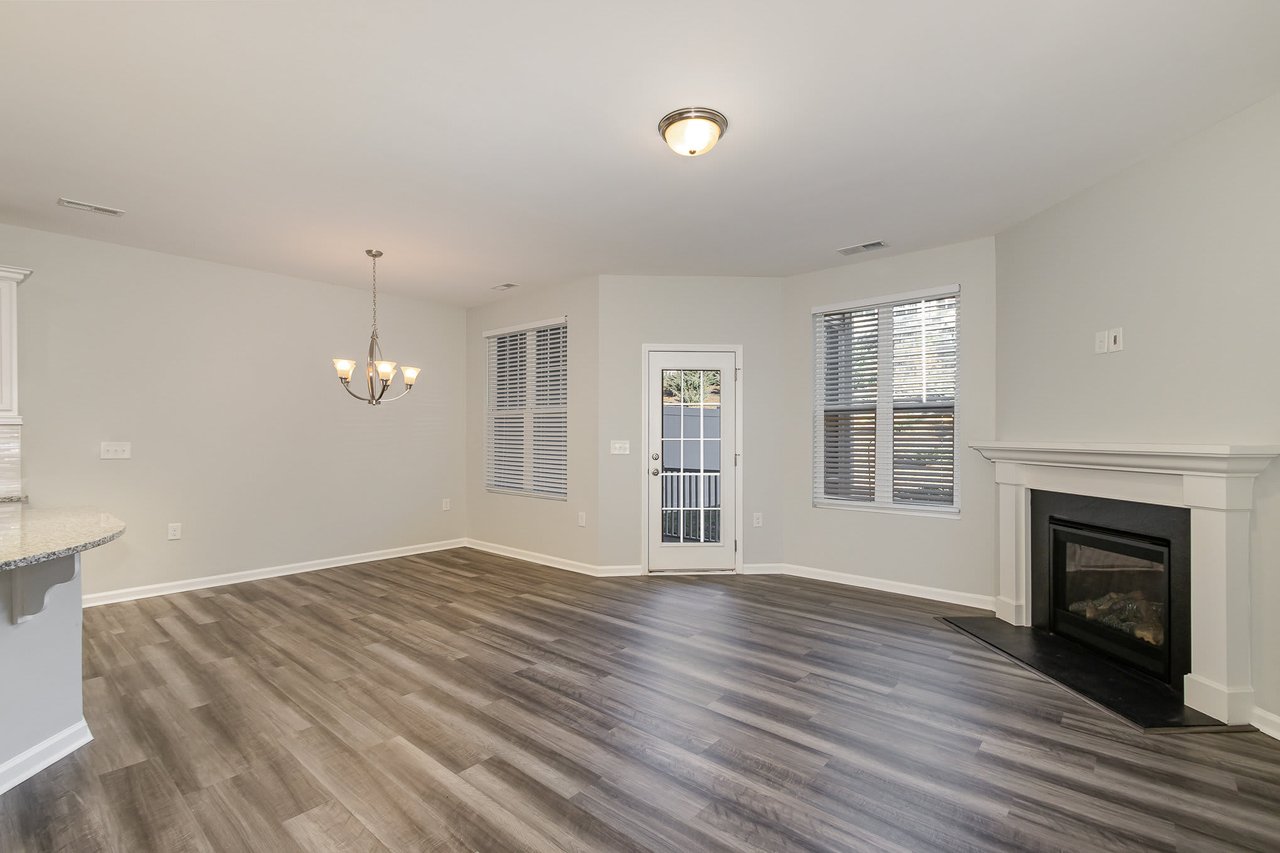 3 Bedroom Townhome Near UNC Hospital - Hillsborough