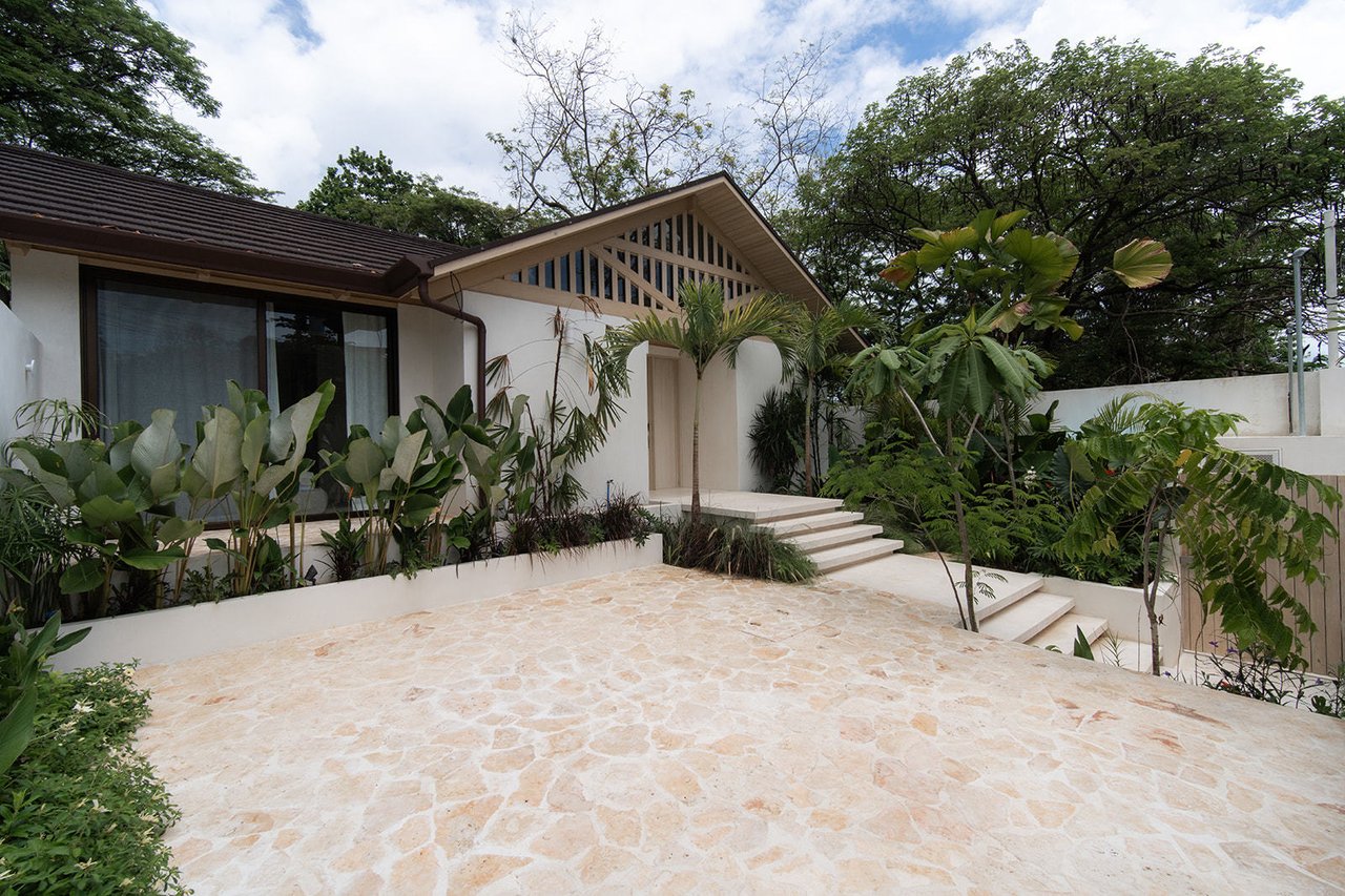 Modern Tropical Pool Estate, Santa Teresa, Puntarenas