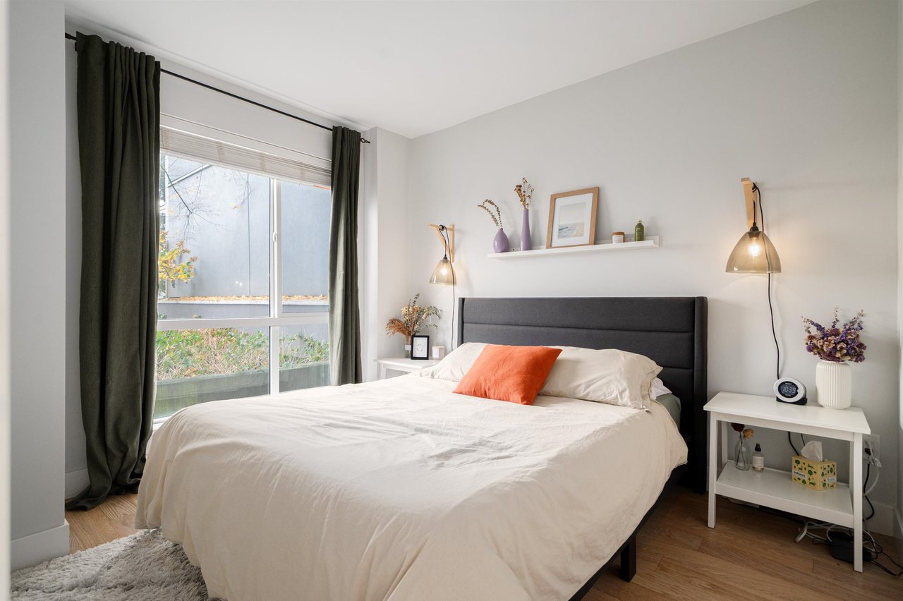 209-233 Kingsway