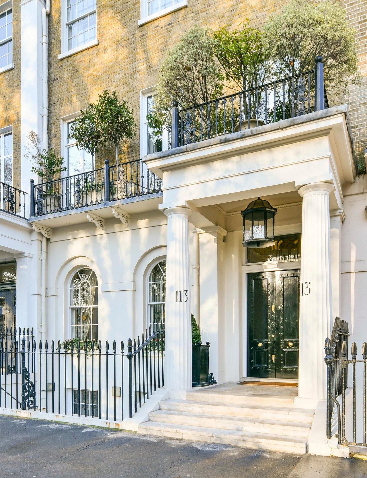 113 Eaton Square