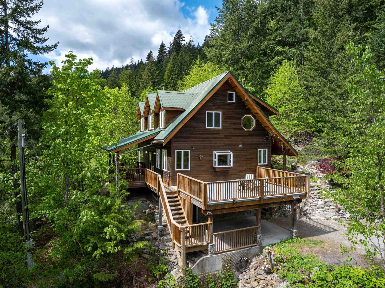1737 Reid Rd