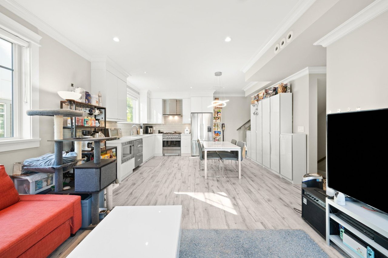 12-9728 Alberta Rd