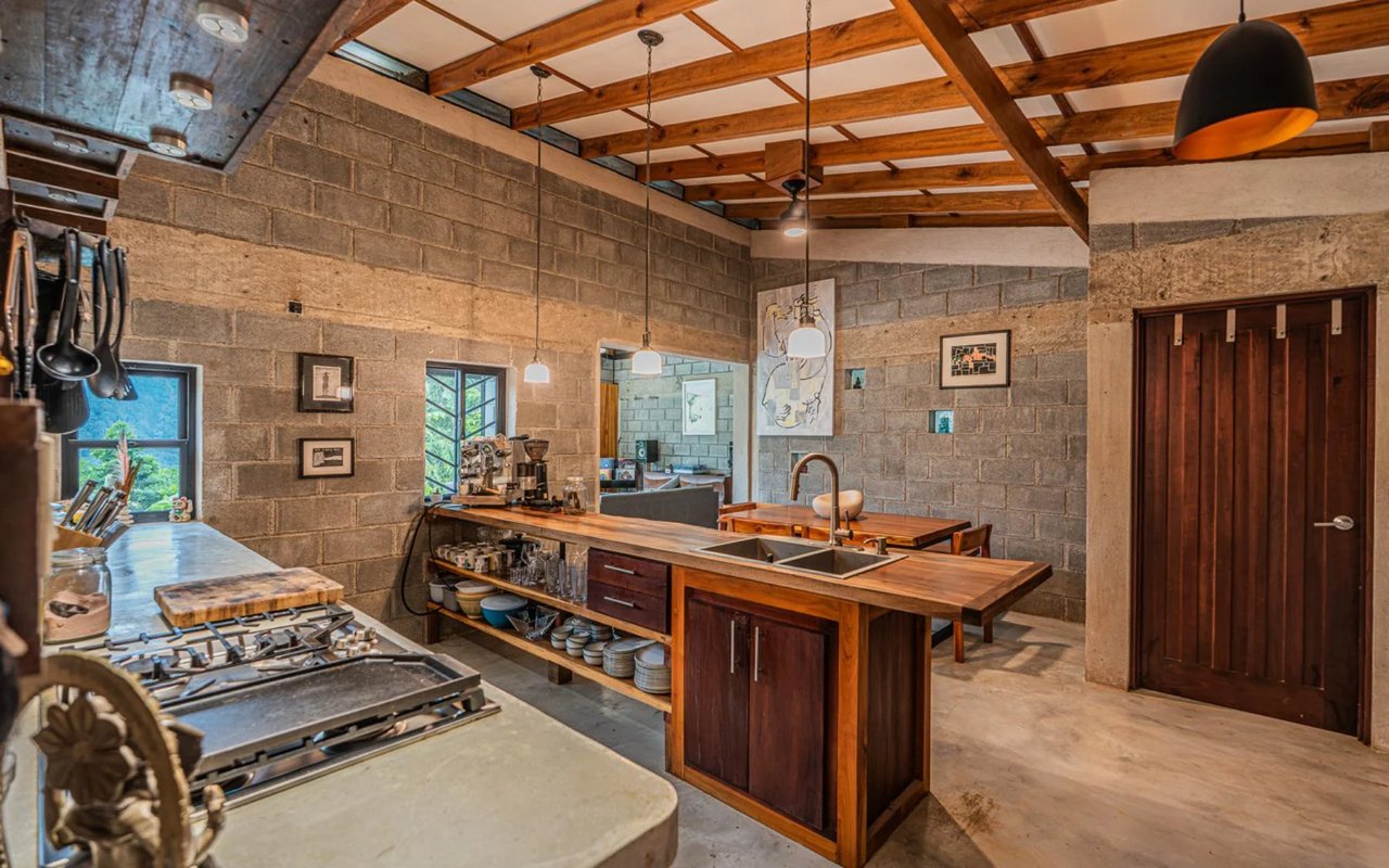 Off-Grid Regenerative Homestead, Perez Zeledon, San Jose