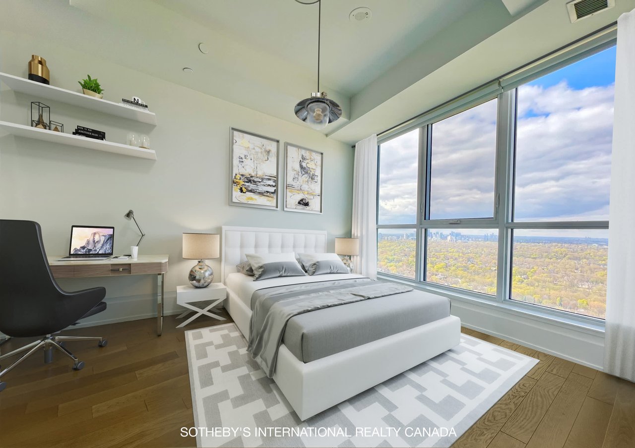 585 Bloor St E #4215