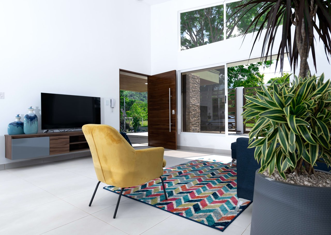 Uvita Paradise Brand New 3 Bedroom, 2.5 Bathroom Modern Home